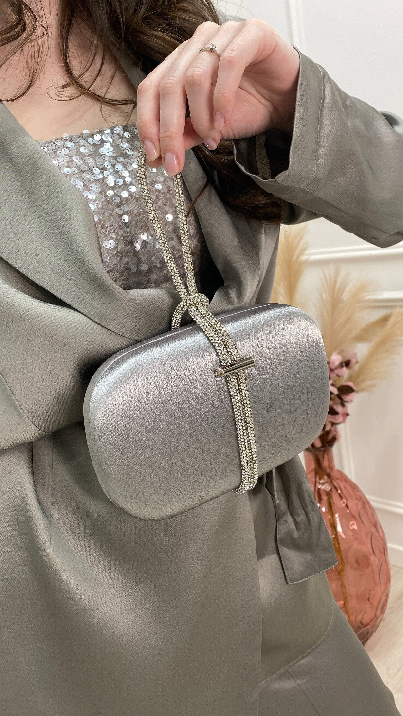 Clutch Nalì