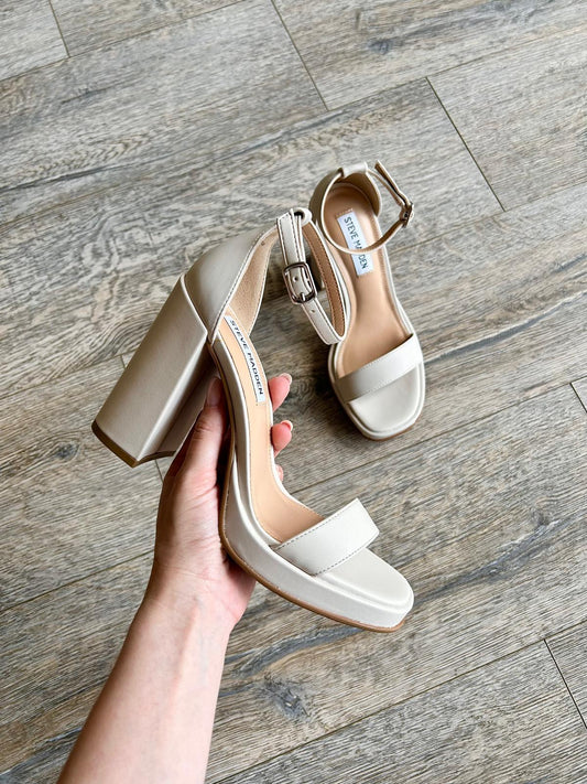 Sandalo Steve Madden Dream on bone